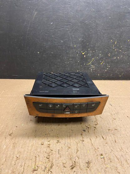 2006-2011 Mercedes W211 E350 E500 Center Console Switch Control Unit T6386 DG0