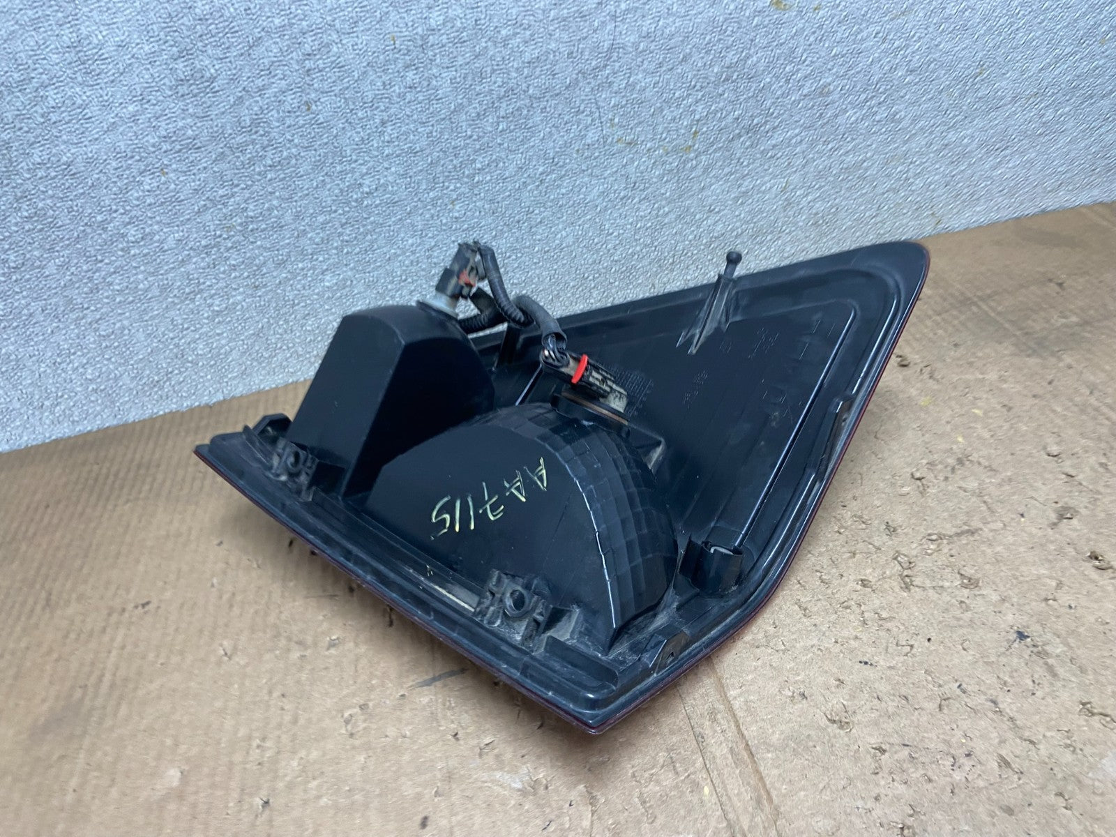 2007 to 2010 Jeep Grand Cherokee Right Passenger Tail Light AA7115 DW5