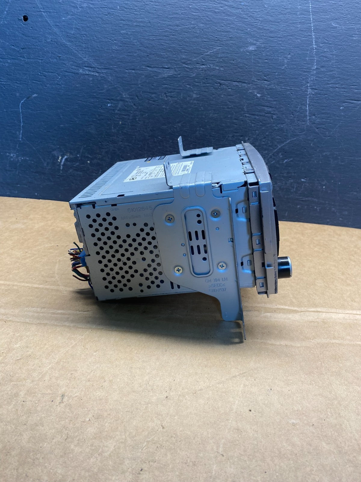 2007 to 2009 Hyundai Santa Fe AM/FM Radio CD Player AD7329 DG2