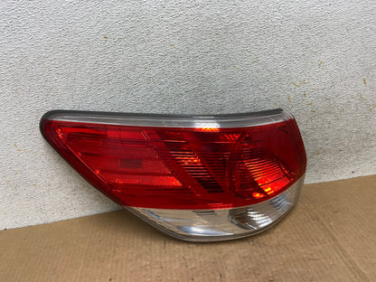2013 to 2016 Nissan Pathfinder Left Driver Lh Side Tail light AI5883 LK0