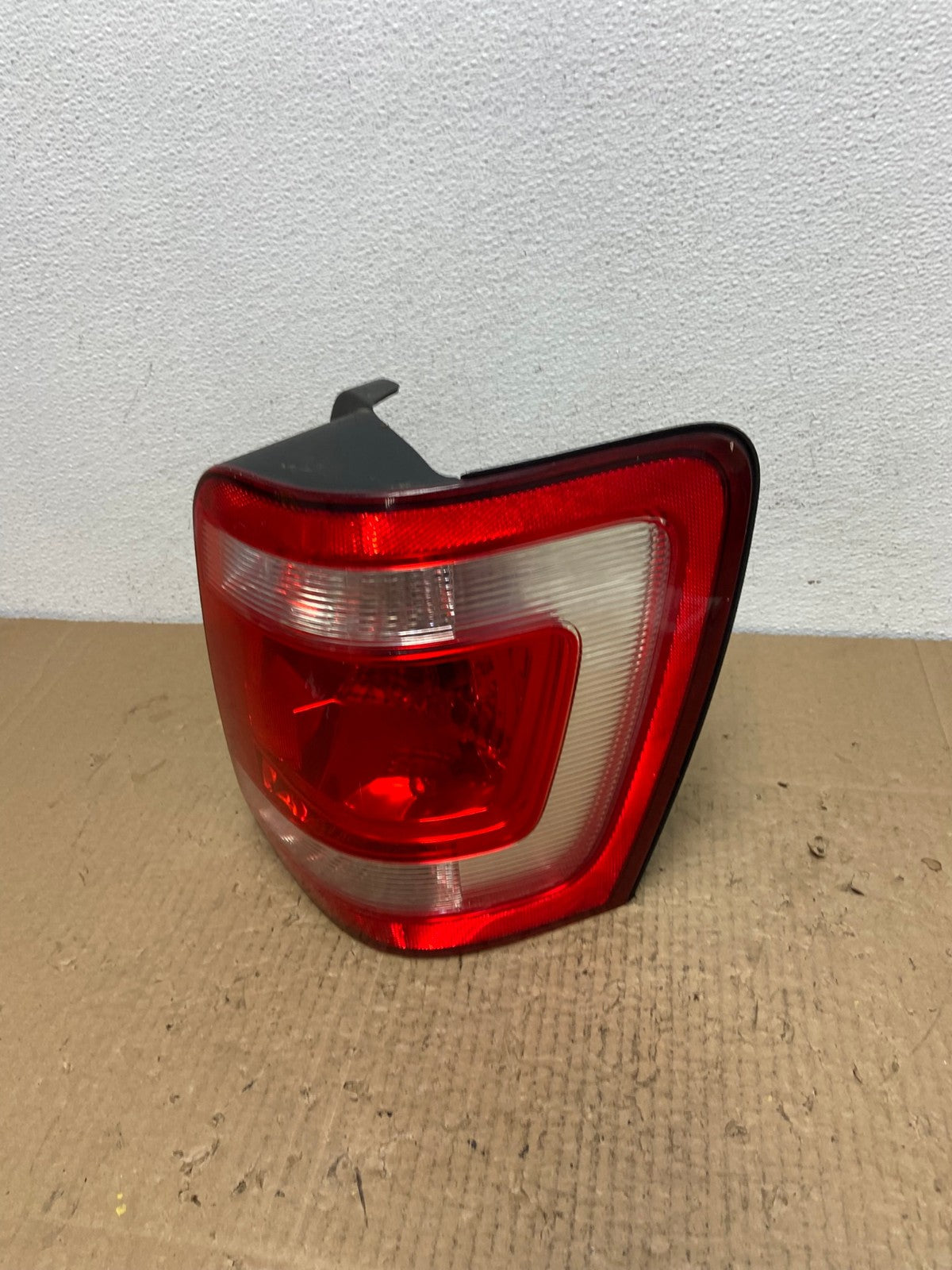 2008 to 2012 Ford Escape Right Passenger RH Side Tail Light AC3961 LK0