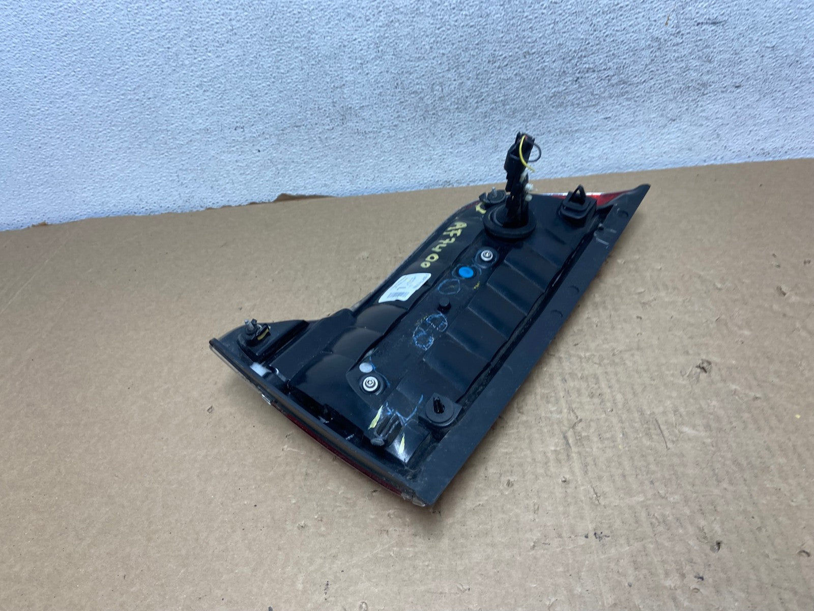 2011 to 2015 Lincoln MKX Left Driver LH Side Inner Tail Light AF7400 LK8