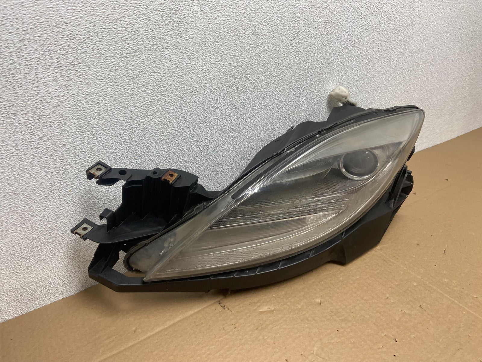 2009 - 2010 Mazda 6 Left Driver LH Side Halogen Headlight Oem AB6132 DW2
