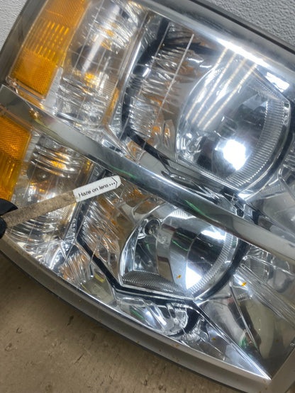 2007 to 2014 Chevrolet Silverado Left+Right Side Headlights AE7066 DW5