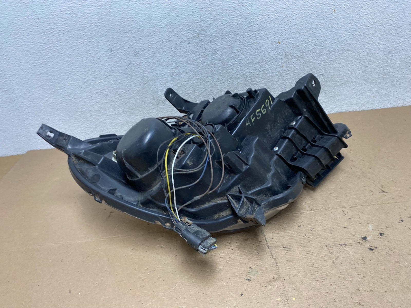 2010-2015 Chevrolet Equinox Halogen Headlight Left Driver LH Side AF5691 DW5