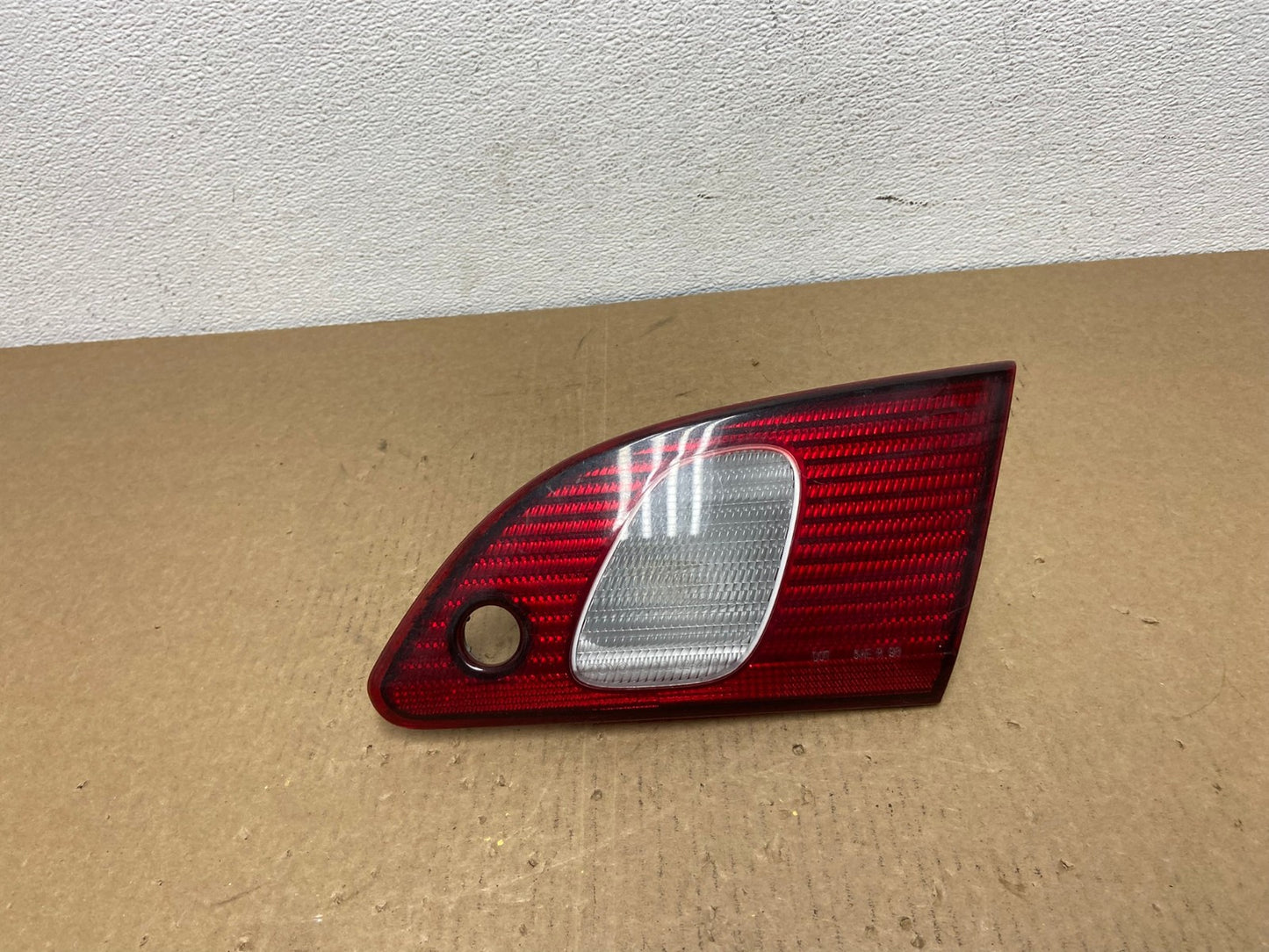 1998-2000  Toyota Corolla Right Passenger RH Side Inner Tail light OEM AC1173 LK0