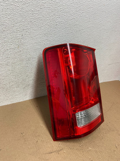2009 to 2015 Honda Pilot Left Driver Lh Side Tail light AD6515 DW2