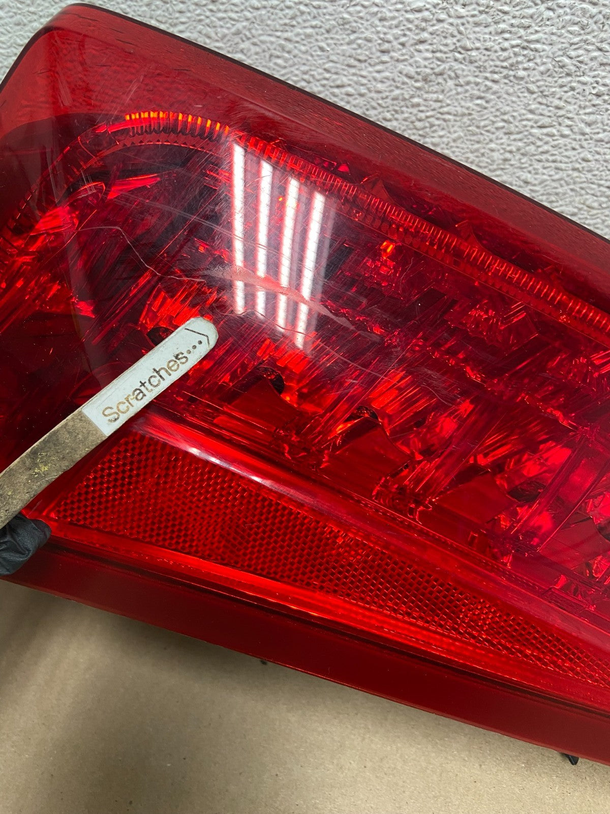 2010 to 2016 Cadillac Srx Left Driver Lh Side Tail Light AG6565 DW3