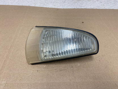 1995 to 1999 Buick Riviera Left Driver Side Turn Signal Headlight AE48590