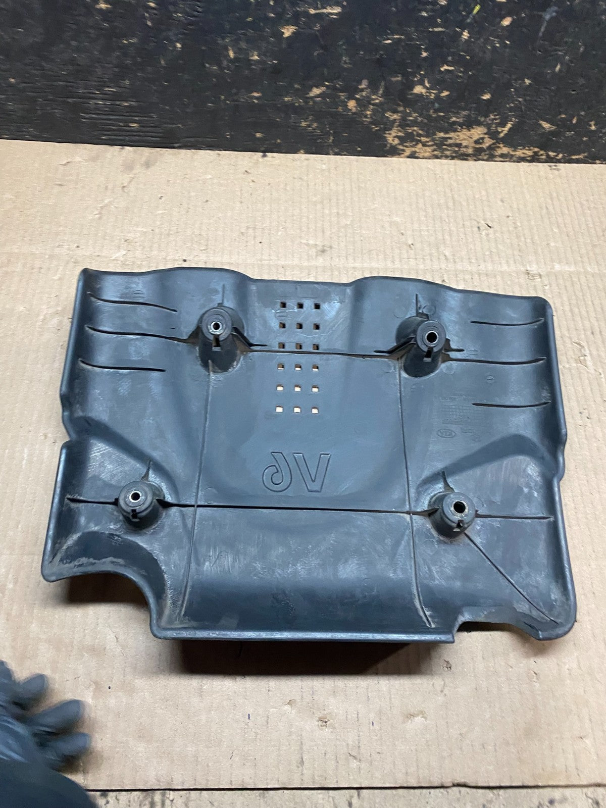 2008 - 2010 Hyundai Tucson Kia Sportage Engine Motor Cover W5769 DG5