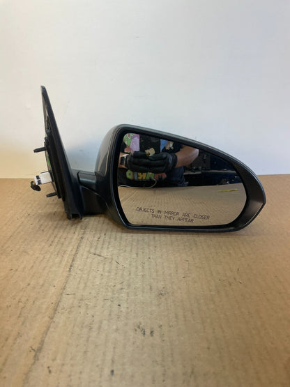 2017 to 2020 Hyundai Elantra Right Passenger View Door Mirror AF5565 DG7