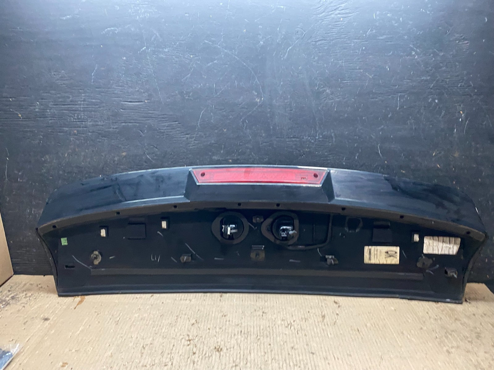 2007 to 2011 Ford Edge Rear Spoiler Wing With Brake Light OEM X8227 DG4
