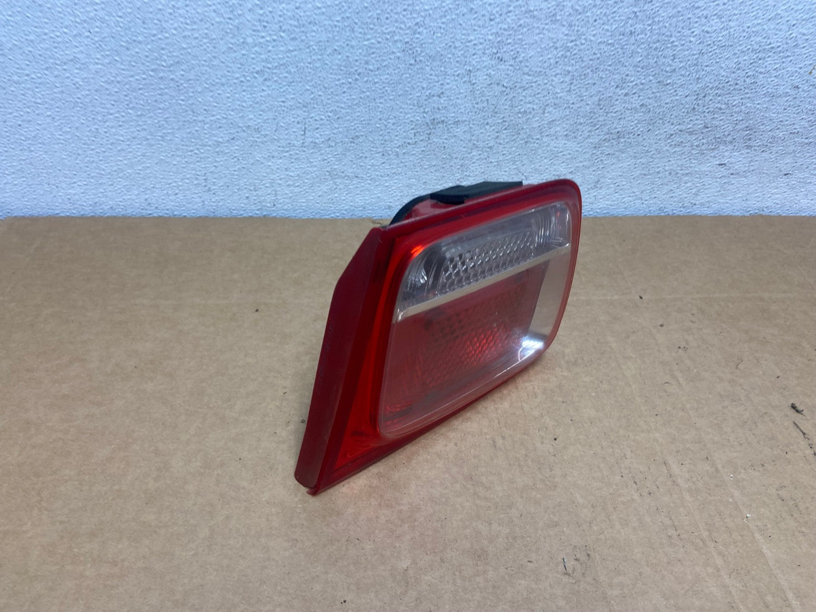 2013-2016 Chevrolet Malibu Right Passenger Rh Inner Tail Light AD5310 LK2