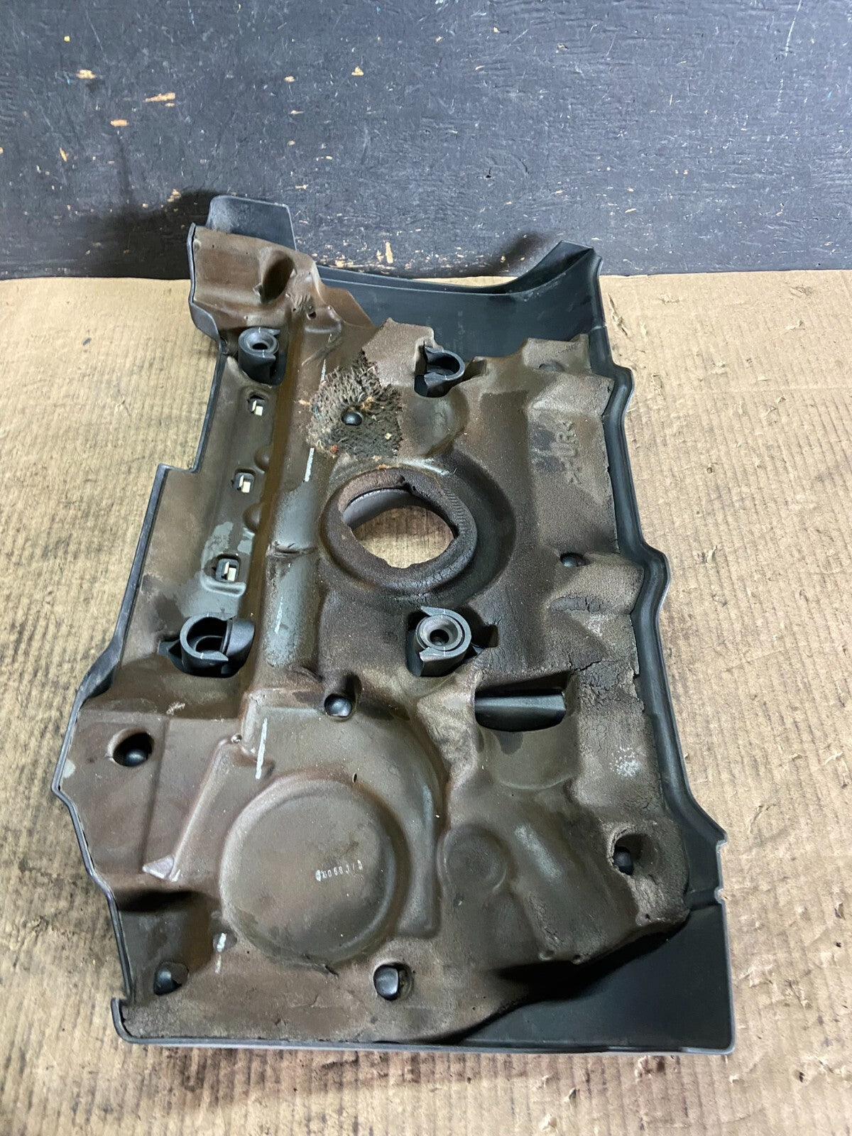 2007 to 2014 Volvo XC90 OEM 3.2L Upper Top Engine Motor Dust Cover Oem O1034 DG6
