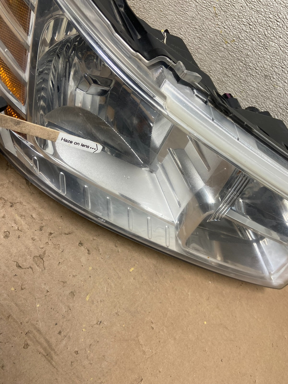 2009 to 2017 Dodge Journey Headlight Right Passenger Rh Halogen Oem AB0888 DW5