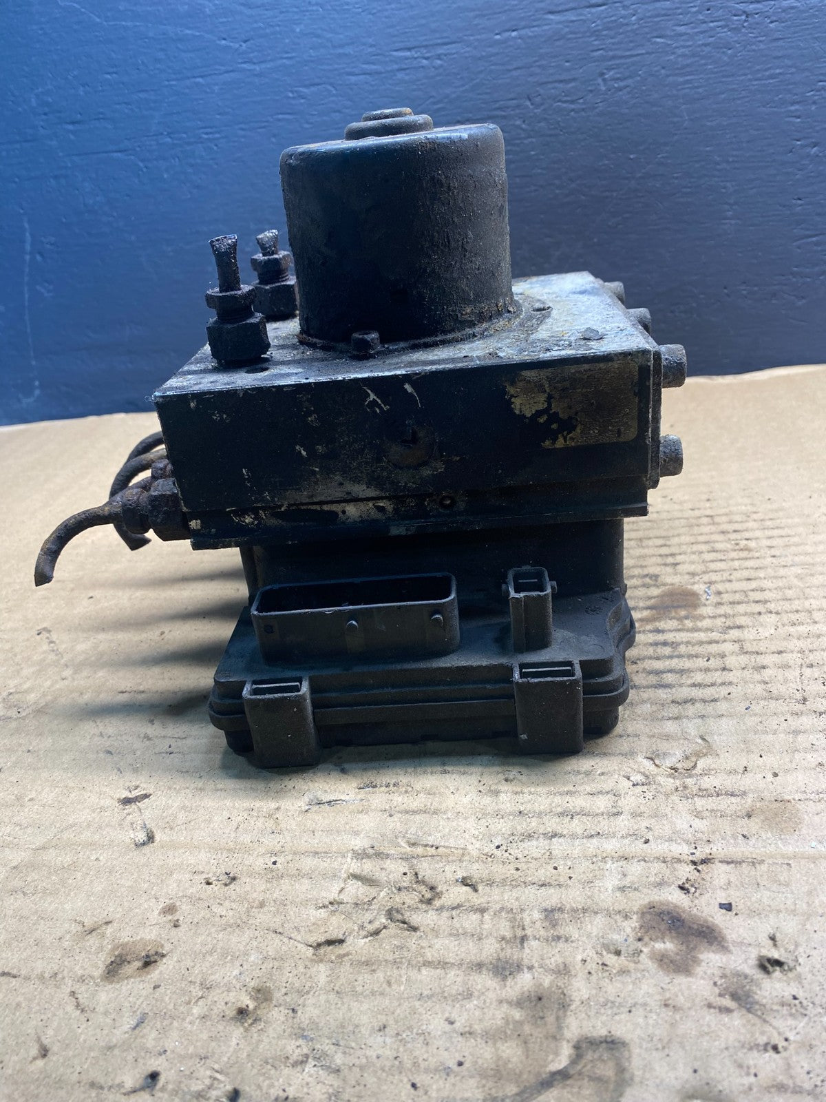 Wabco ABS Pump Hydraulic W/ Module P/N 4460470002 AB7144 DG4