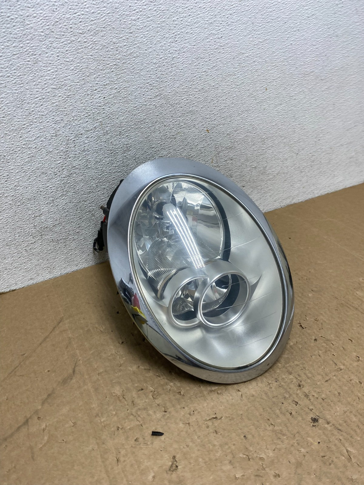 2005 to 2008 Mini Cooper Right Passenger Side Headlight Halogen AG1094 DW2