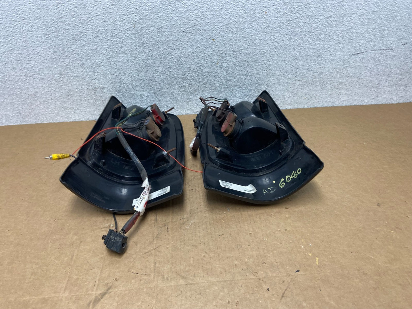 1994 to 2001 Dodge Ram 1500 Left+Right Tail Lights AD6080 DW8