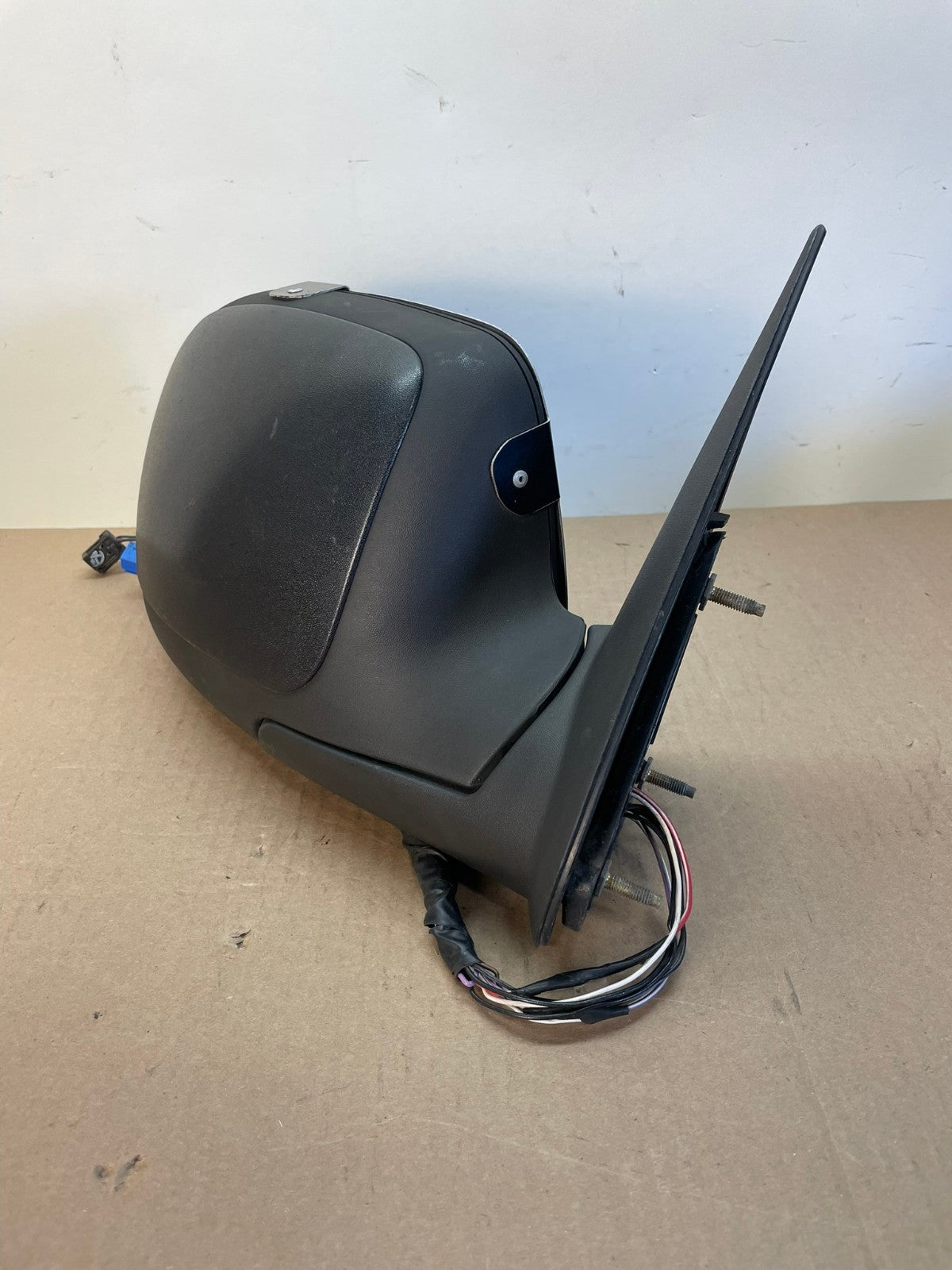 1999-2002 Chevrolet Tahoe Suburban Left Driver LH Side Door Mirror AI0737 LK1