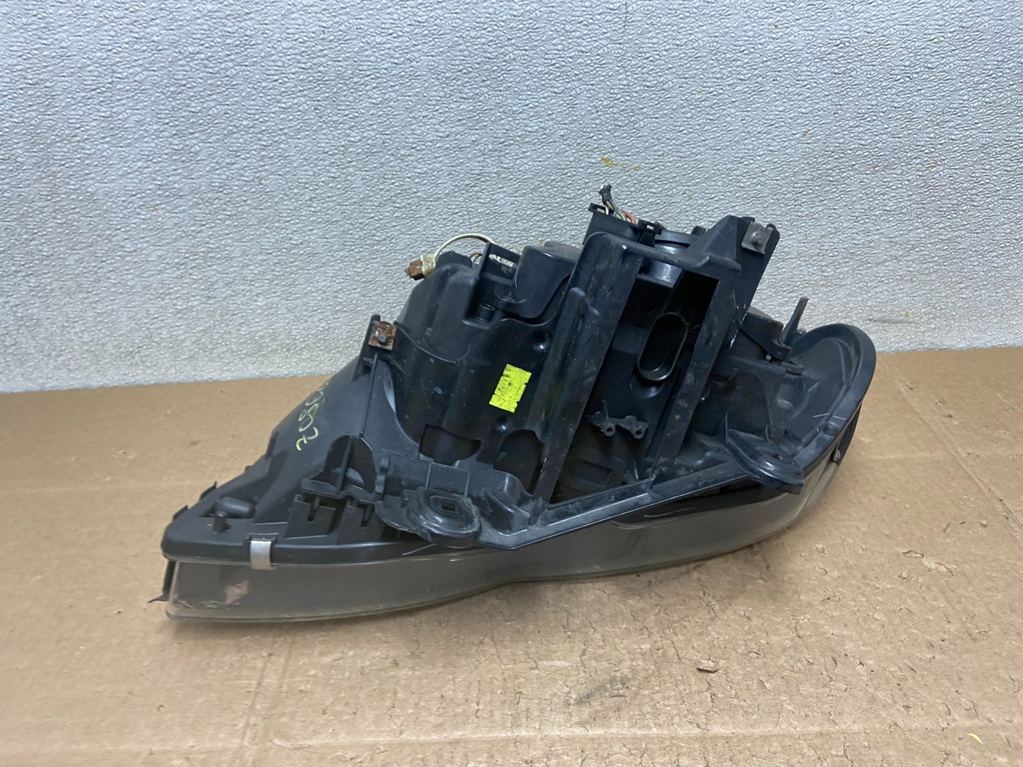 Halogen 2004 2005 2006 Bmw E53 X5 Right Passenger Headlight OEM Z0860 DW8