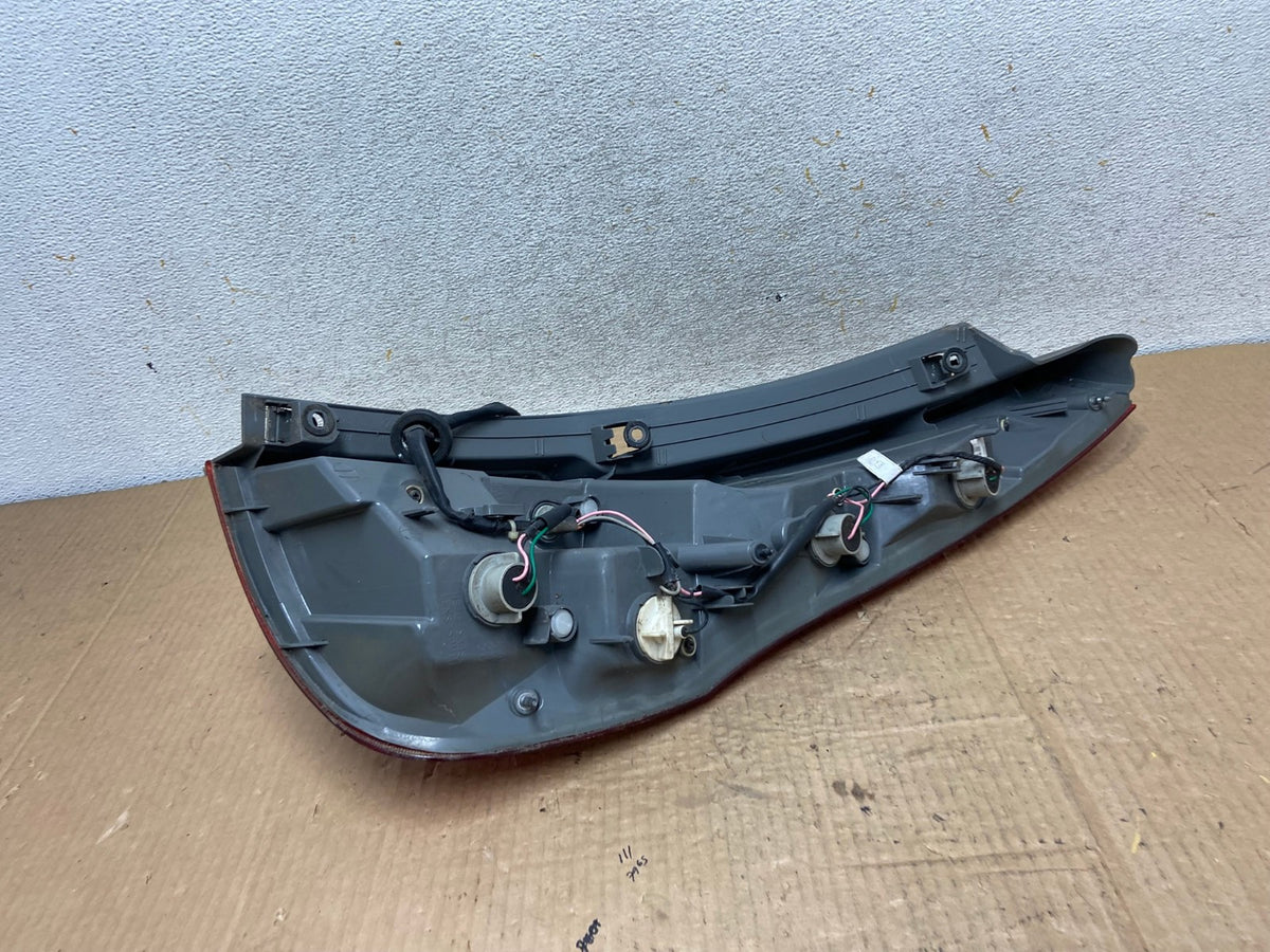 2009-2012 Hyundai Elantra Touring Wagon Left Driver LH Tail Light AI8048 LK6