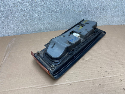 1989 1990 Nissan Sentra Right Passenger RH Side Tail Light Oem aa8675 DG6