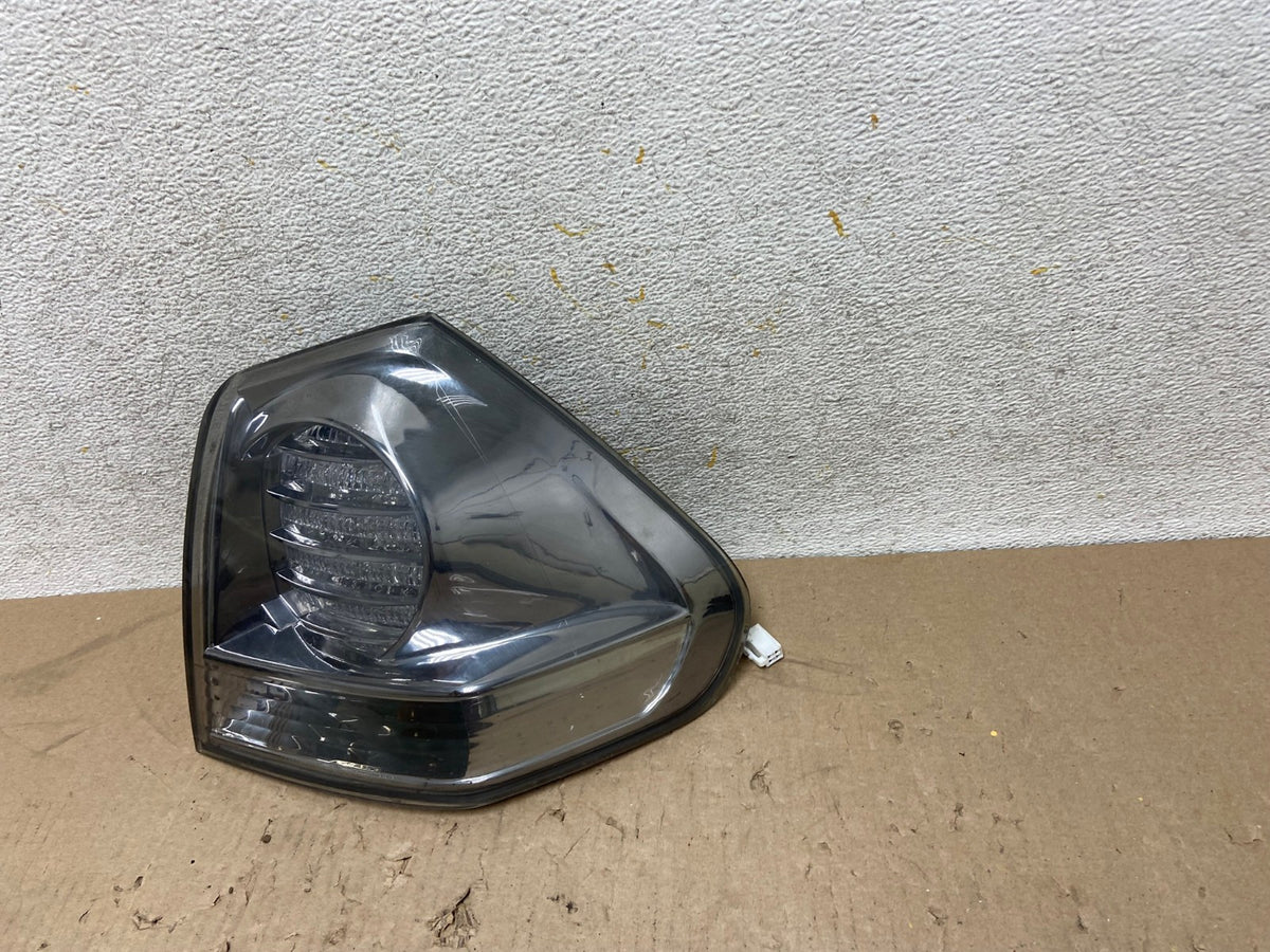 2006 to 2007 Lexus RX400 RX400H Right Passenger Side Tail Light DEPO AH7684 LK2