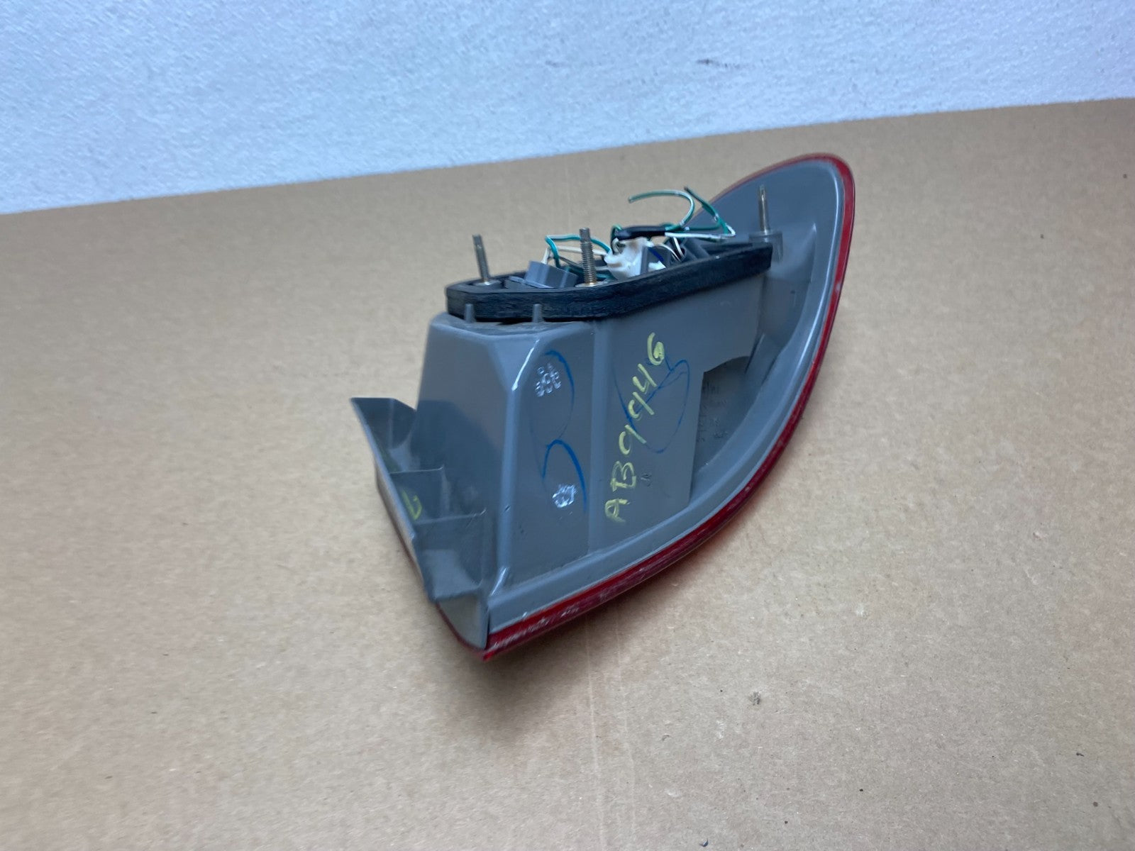 1998 1999 2000 Toyota Corolla Left Driver Lh Side Tail light AB9946 DW4