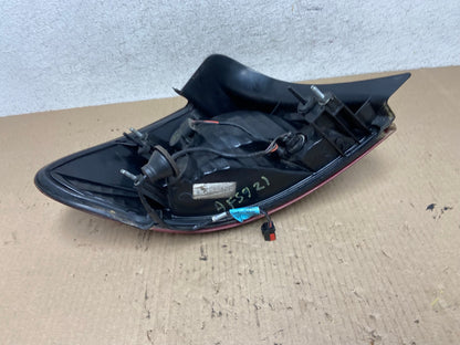 2004 2005 2006 2007 Ford Taurus Right Passenger Side Tail Light AF5921 LK7