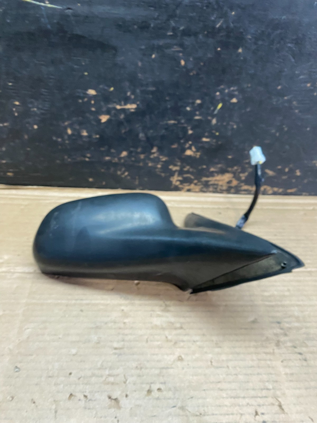 1999-2003 Mitsubishi Galant Right Passenger RH View Door Mirror OEM v2720 DG3