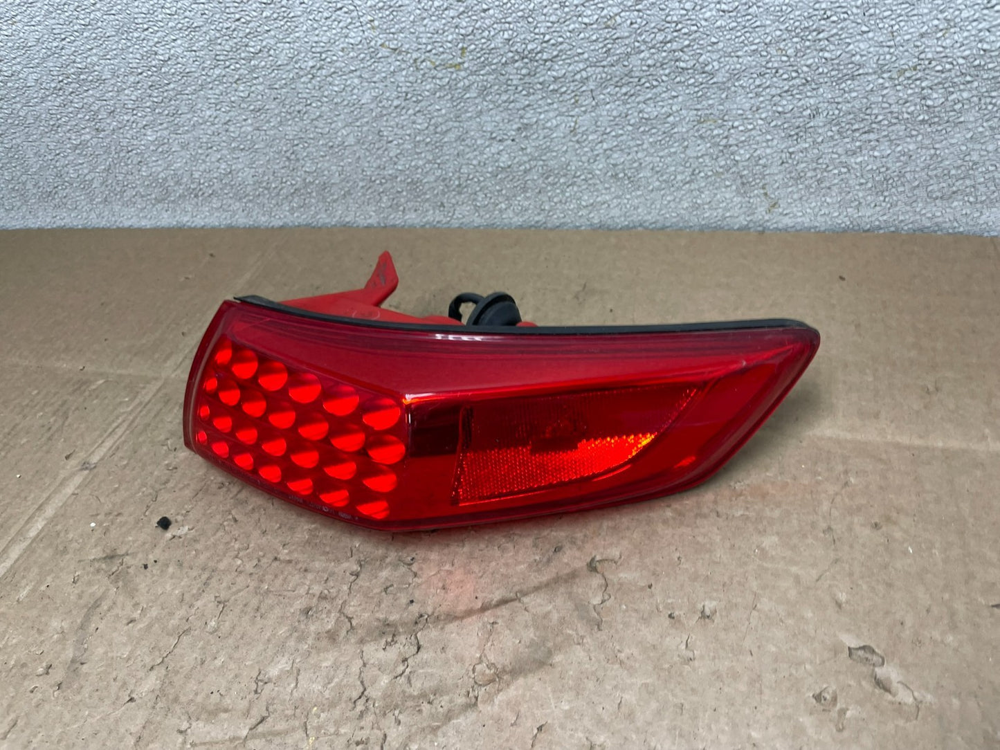 2003 to 2008 Infiniti FX35 FX45 Right Passenger RH Side Tail Light OEM Y8926 DW1