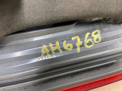 2011 - 2017 Nissan Quest Right Passenger Rh Side Inner Tail Light AH6768 LK6