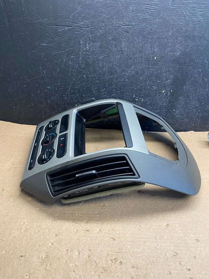 2007 - 2010 Ford Edge Heater Climate Control Radio Control Dash Bezel af2574 DG4