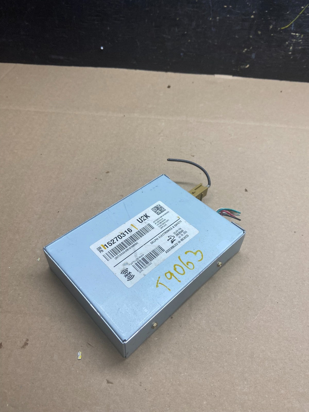 2007 to 2014 GMC Chevy Satellite Radio Receiver Control Module OEM T9063 DG3