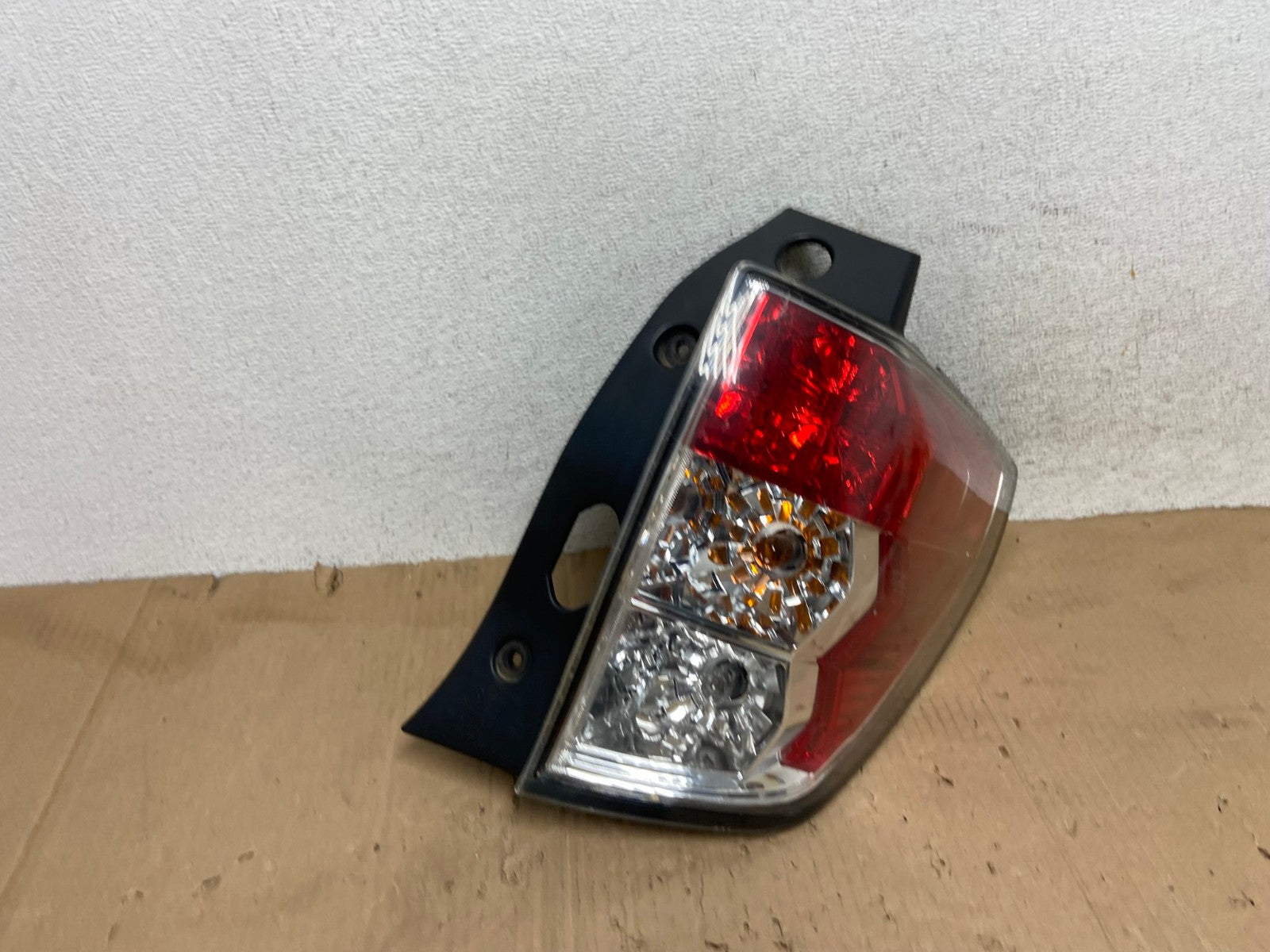 2009-2013 Subaru Forester Right Passenger Rh Side Tail Light AE9202 LK2