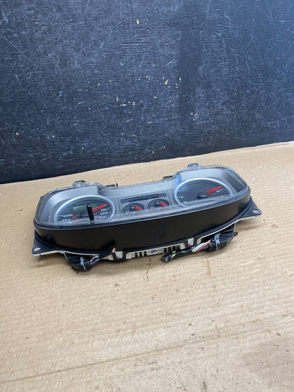 2004 - 2005 Ford F150 F-150 Speedometer Cluster Gauge AH3859 DG3