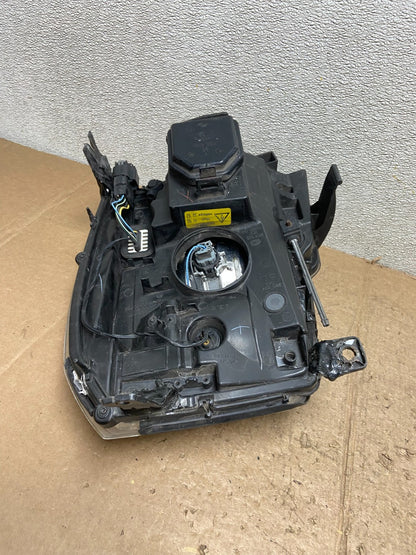 2007 - 2014 Cadillac Escalade Right Passenger Side Xenon HID Headlight AA522911