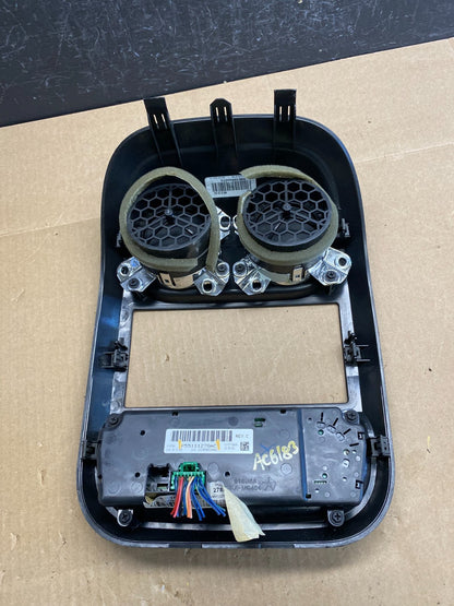 2011 to 2017 Jeep Compass Dash Climate Temperature Control Radio Bezel AC6647 DG3