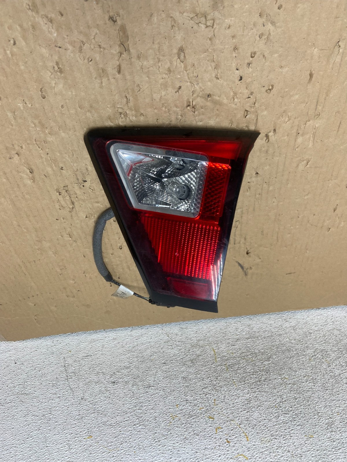 2017 2018 2019 Ford Escape Right Passenger RH Side Inner Tail Light AH2817 DG0
