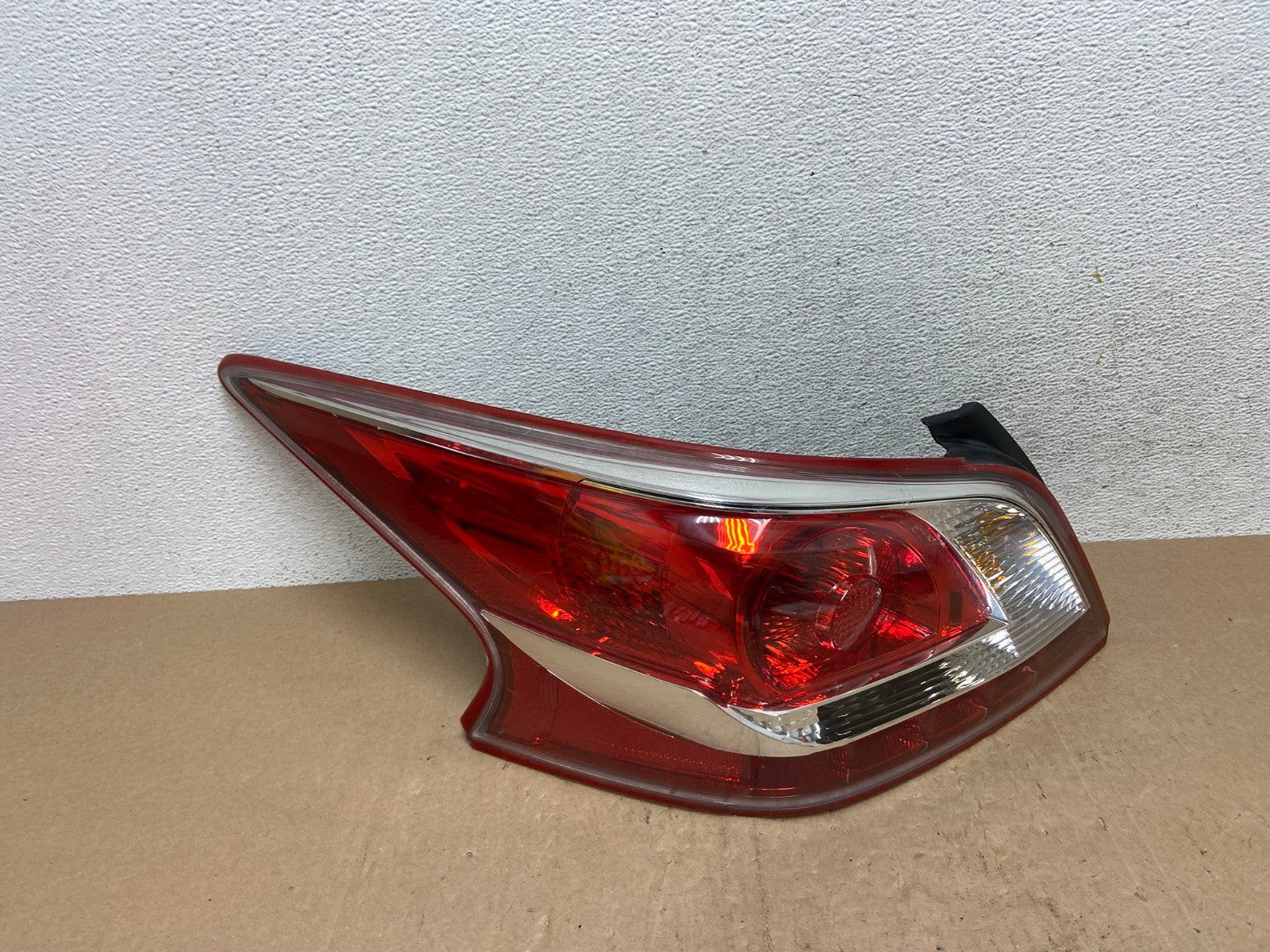 2013 2014 2015 Nissan Altima Left Driver LH Side Tail Light AE6771 LK0