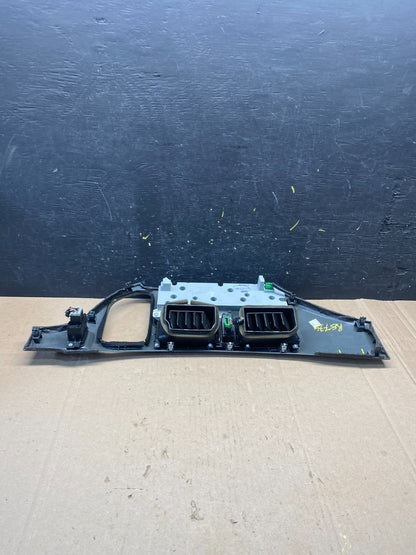 2005 to 2010 Honda Odyssey  Radio Climate Control Dash Trim Bezel R8774 DG5