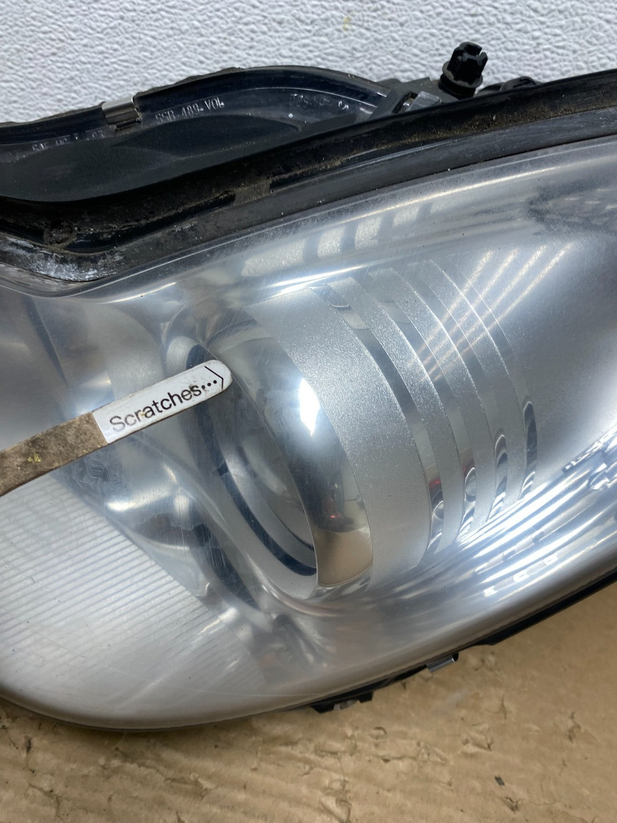 2006 - 2011 Mercedes W219 CLS500 Left Driver LH Xenon Headlight AD4085 DW3