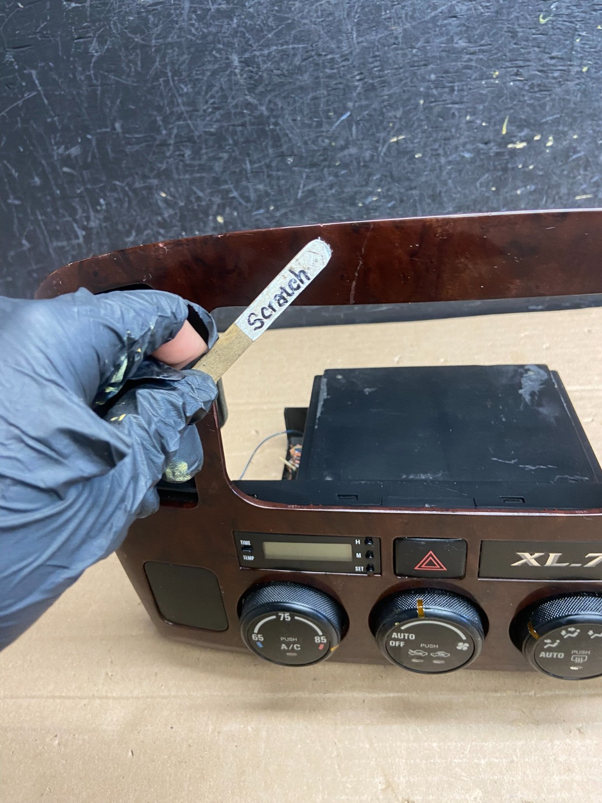 2003 to 2007 Suzuki XL-7 Grand Vitara Radio Bezel Climate Control Trim AG5185 DG1