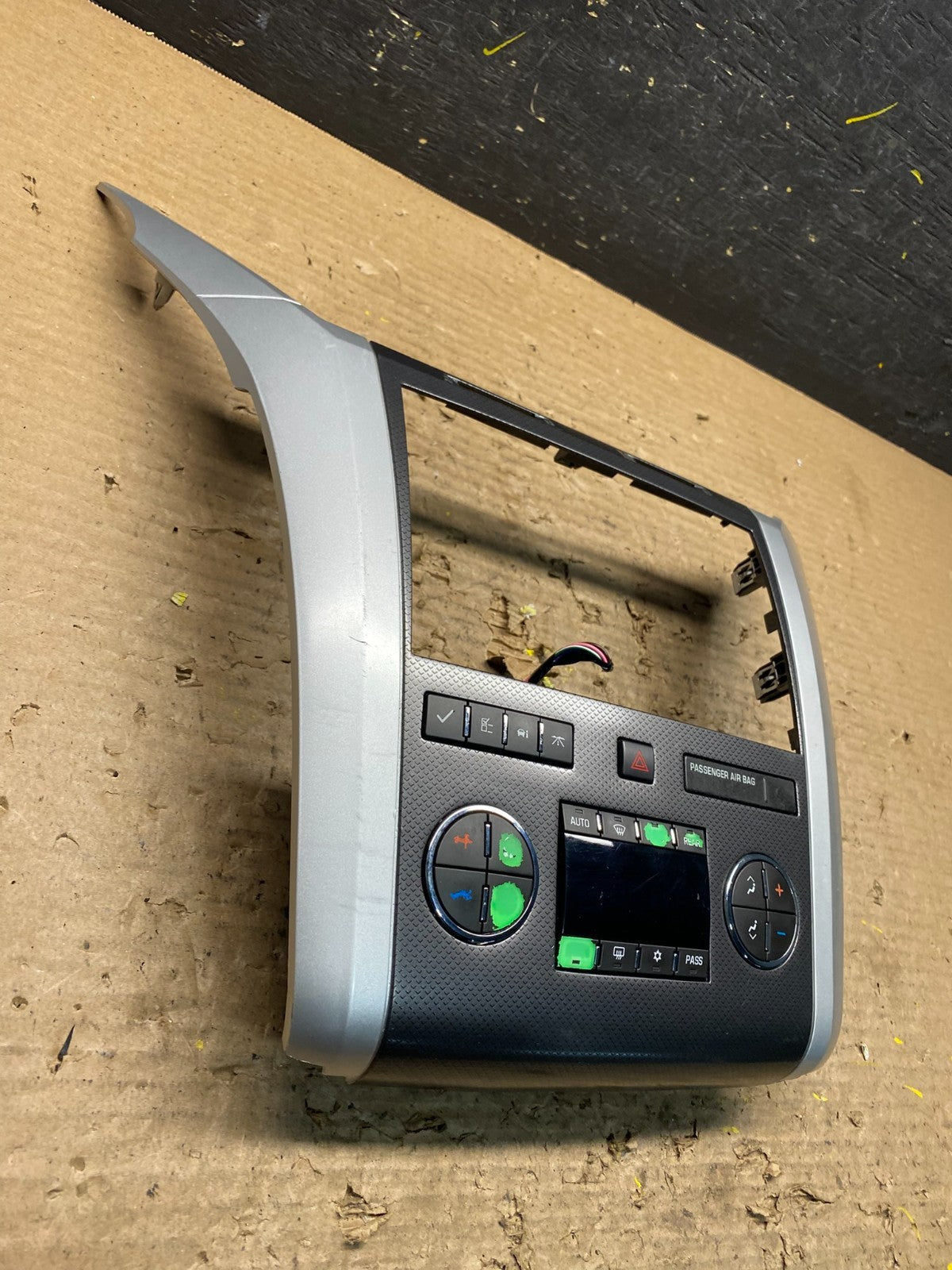 2008 to 2012 Chevrolet Traverse AC Heater Climate Control Unit S9138 DG2