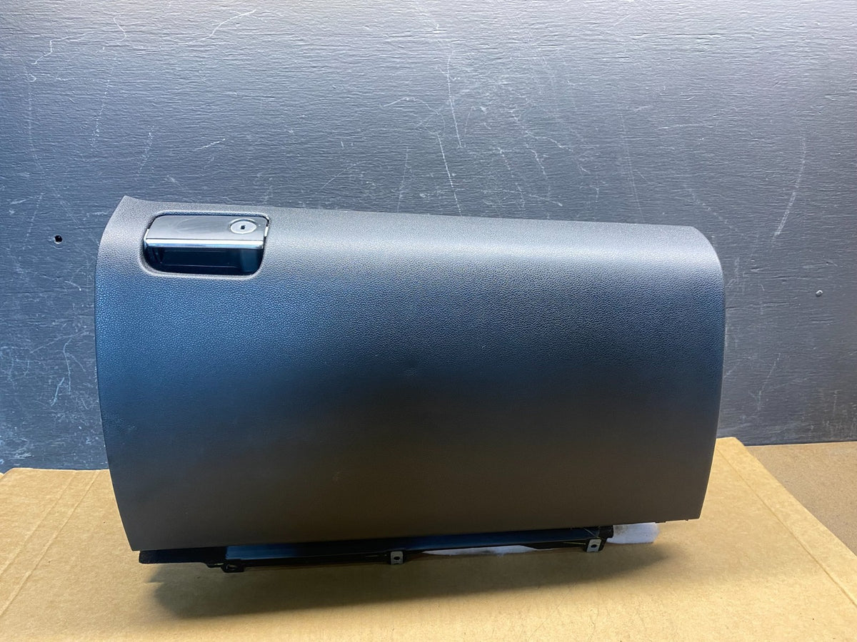 2006-2012 Mercedes W164 ML450 GL450 Front Dashboard Glove Box Storage AH7074 DG0