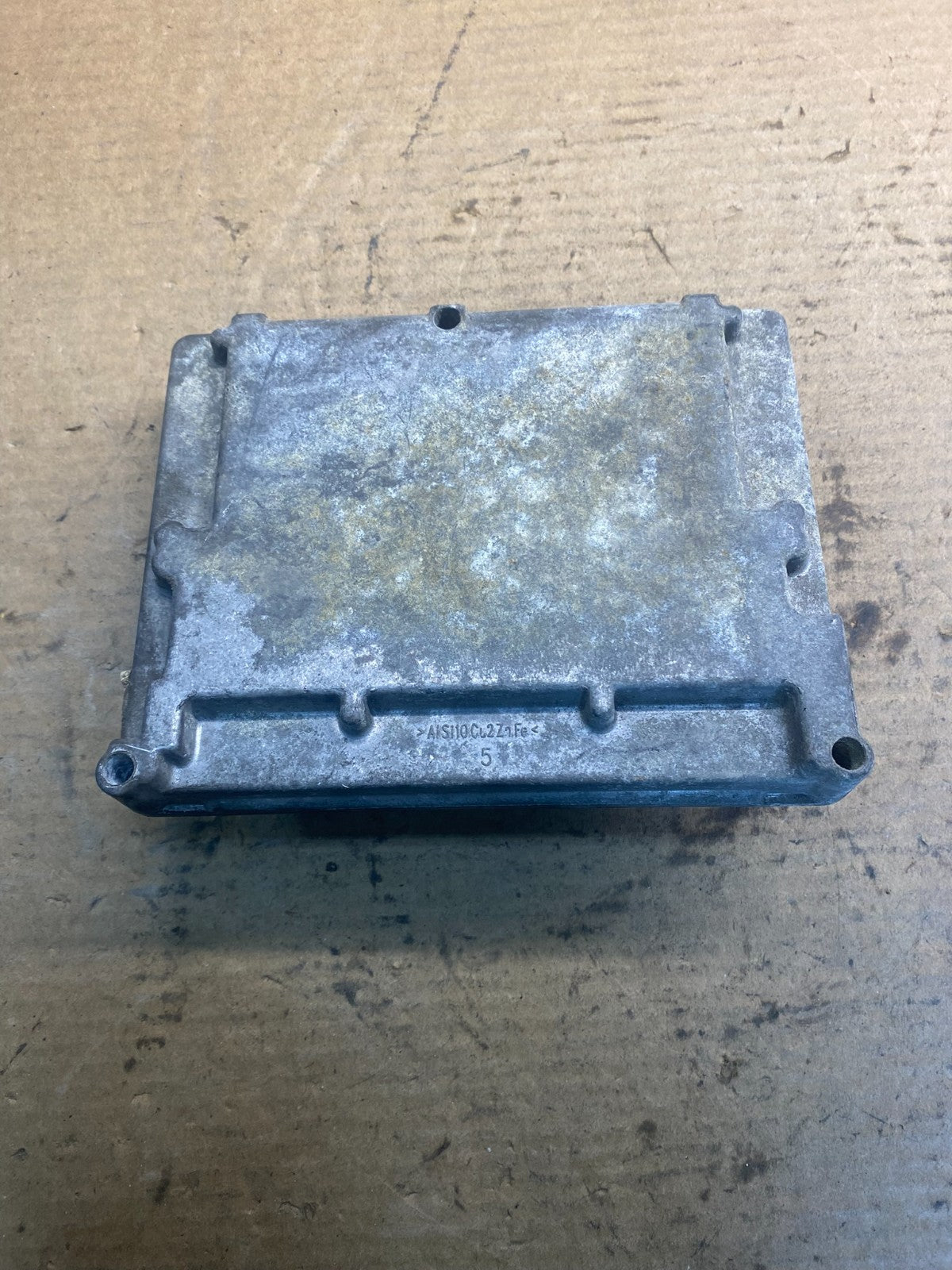2005 Ford Van 4.6L Engine Control Module Unit ECU 6c2a-12a650-xa AA0779 DG1