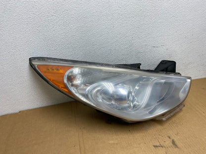 2011 - 2015 Hyundai Sonata Hybrid Right Passenger Halogen Headlight AD2682 DW2