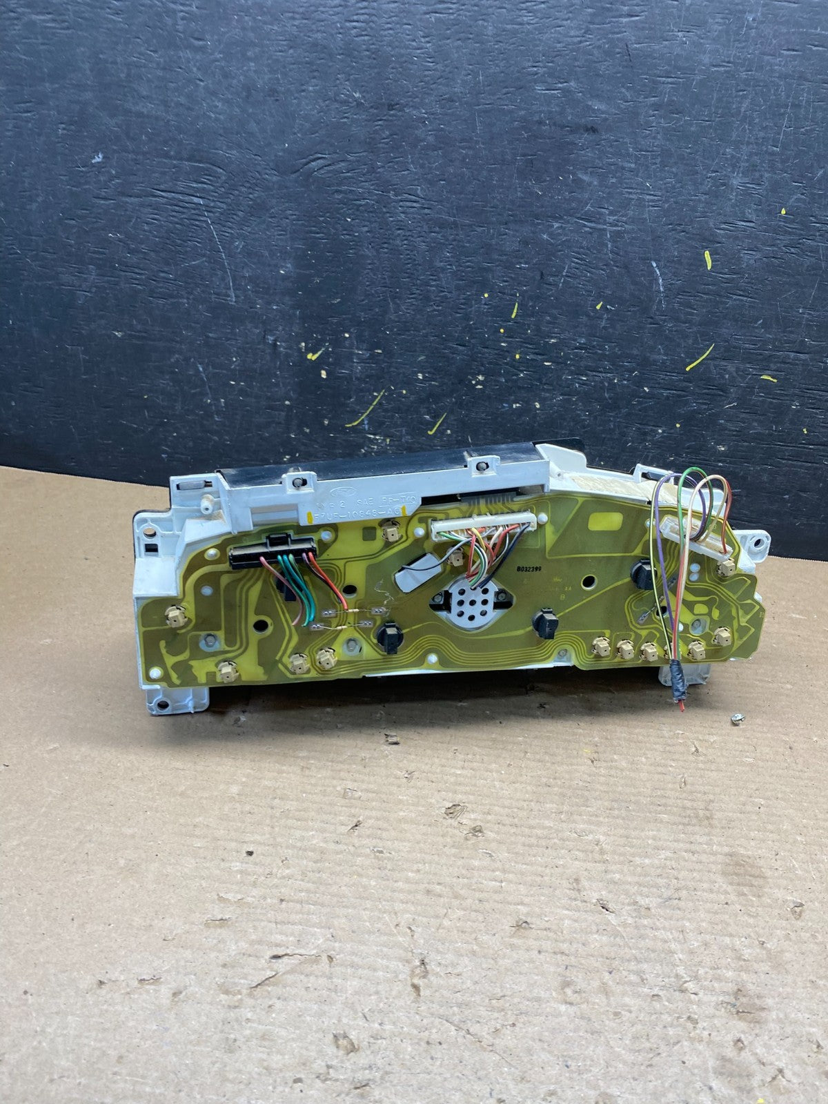 1997 to 2003 Ford E350 VAN Gauge Speedometer Cluster S6601 DG4
