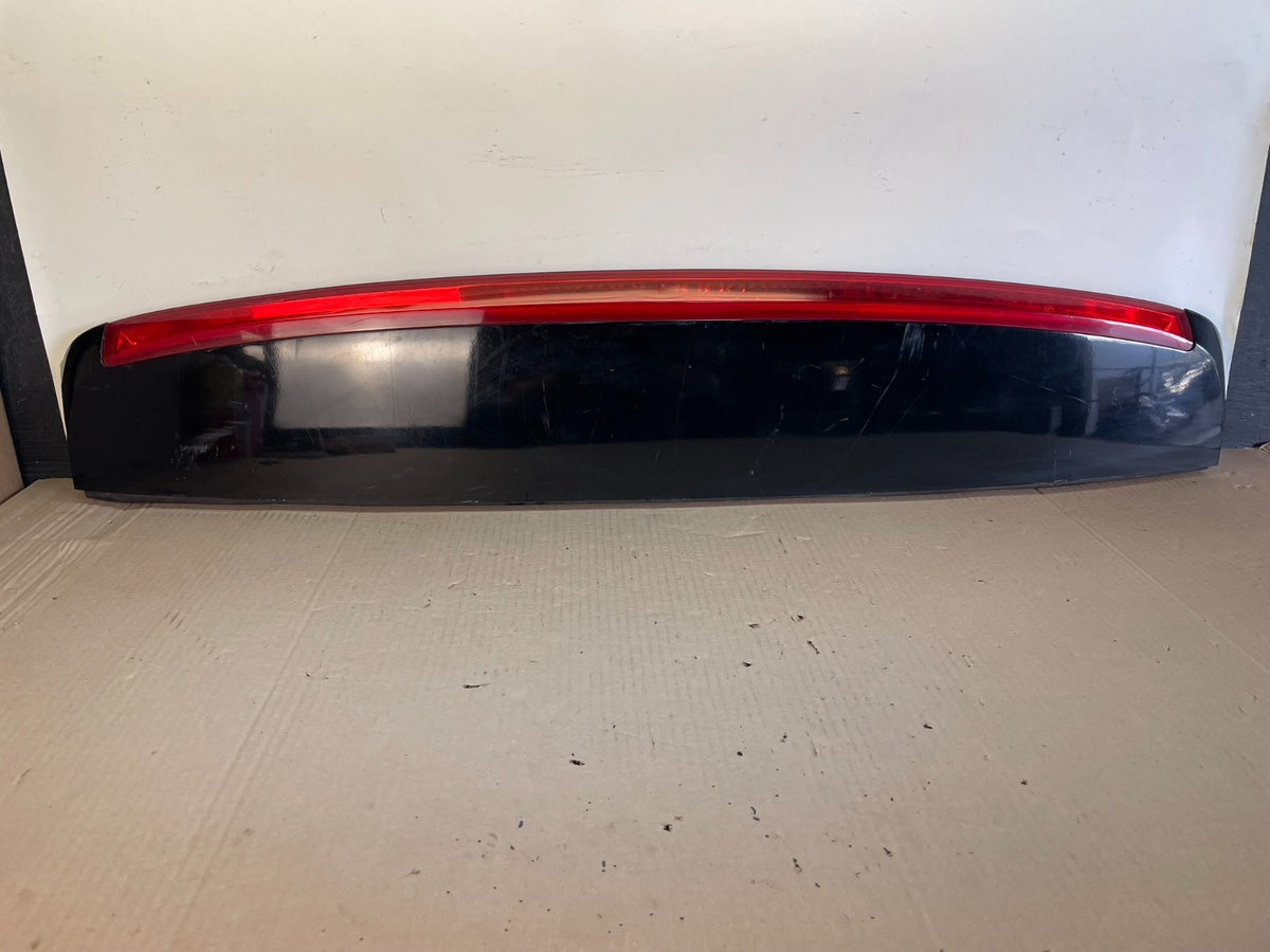 2007 - 2014 Cadillac Escalade Rear Upper Spoiler 3rd Third Brake Light AH6535 DG0