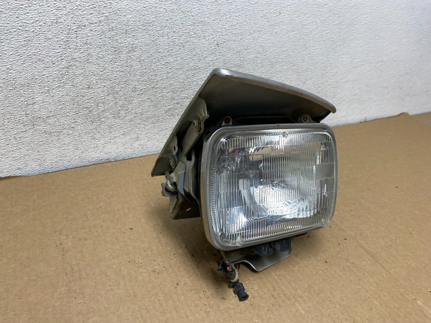 1989 to 1992 Ford Probe Left Driver LH Side Halogen Headlight ag1997 DG3